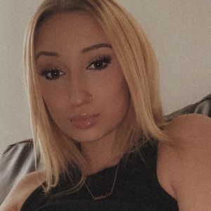 Meet your Posher, Nico